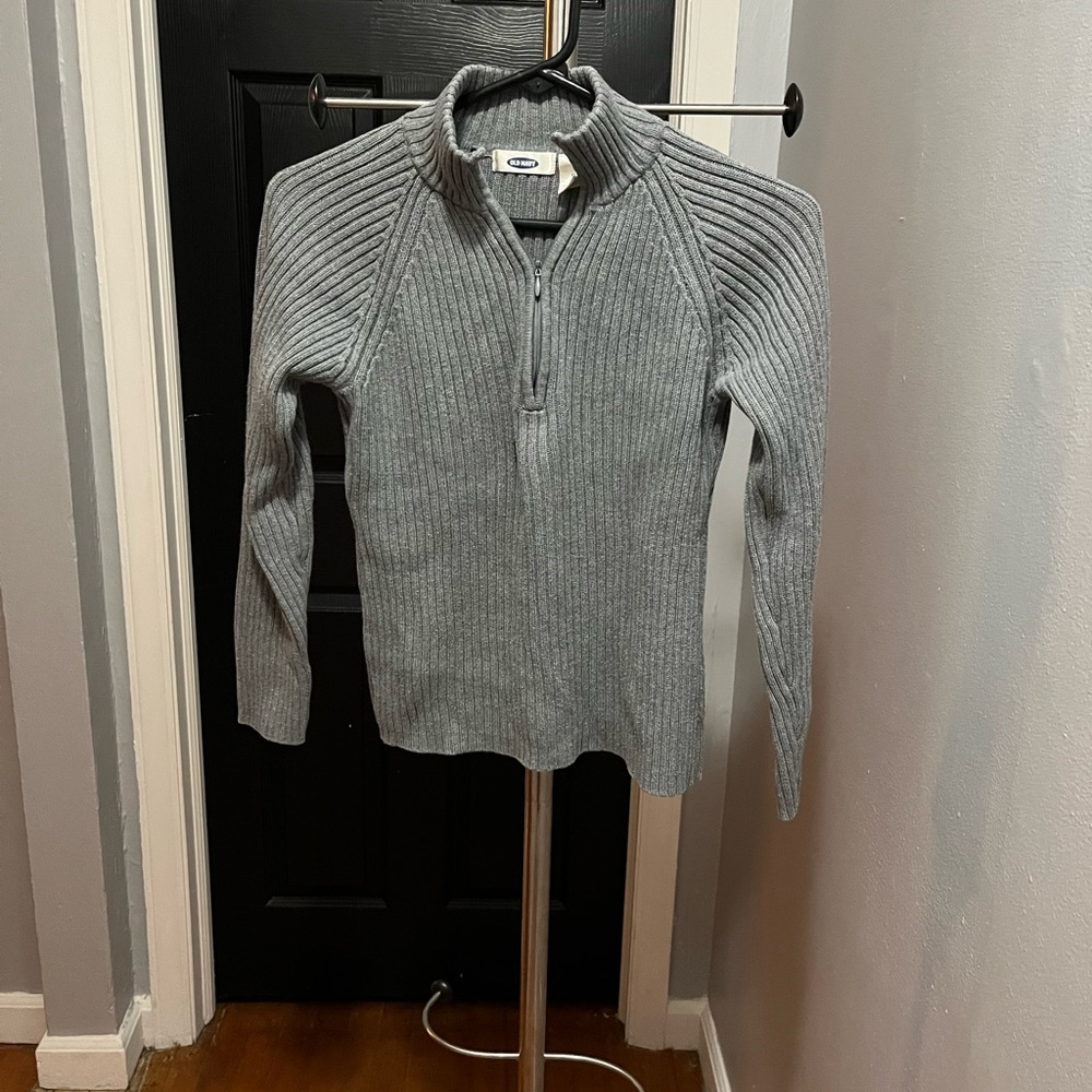 Old Navy Gray Zip-Up Women’s Sweater